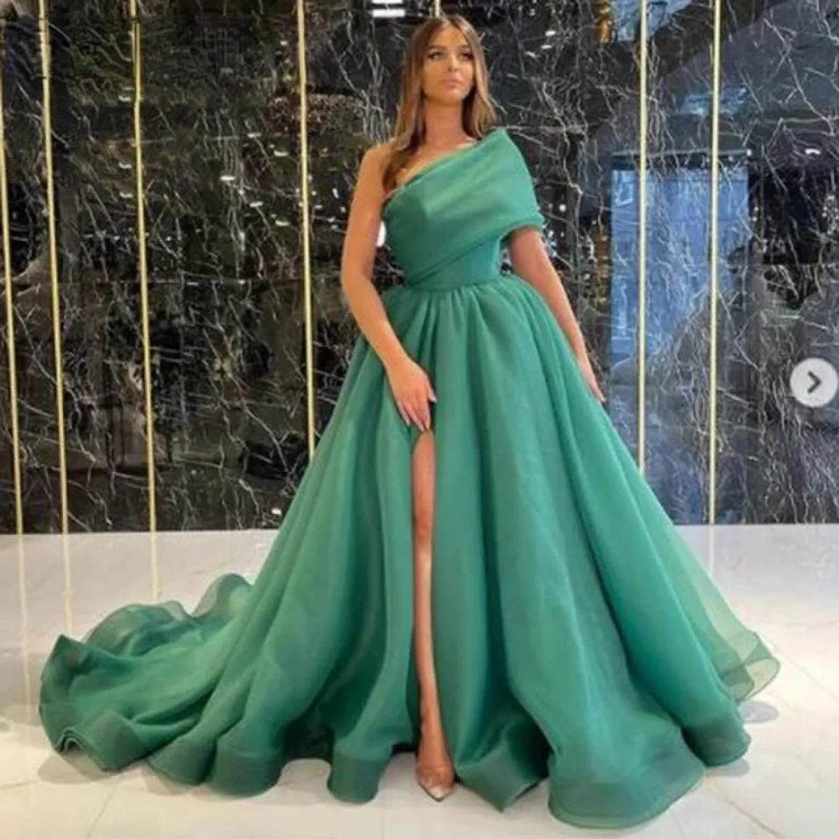 Abiti da sera lunghi di lusso 2023 Abito formale da donna Elegante abito da ballo Occasione da cocktail Richiesta adatta Matrimo