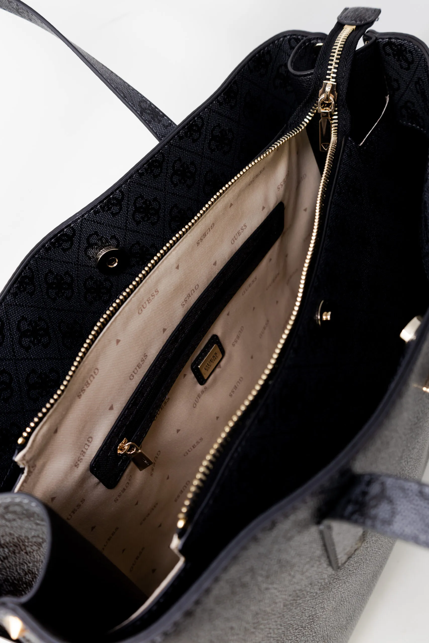 Borsa Guess MERIDIAN GIRLFRIEND TOTE Antracite