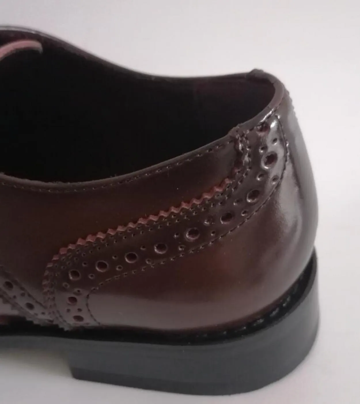 Immagine reale Scarpa sociale Abito da uomo di lusso Scarpe brogue da uomo Designer Scarpe da sposa da uomo Abito derby formale