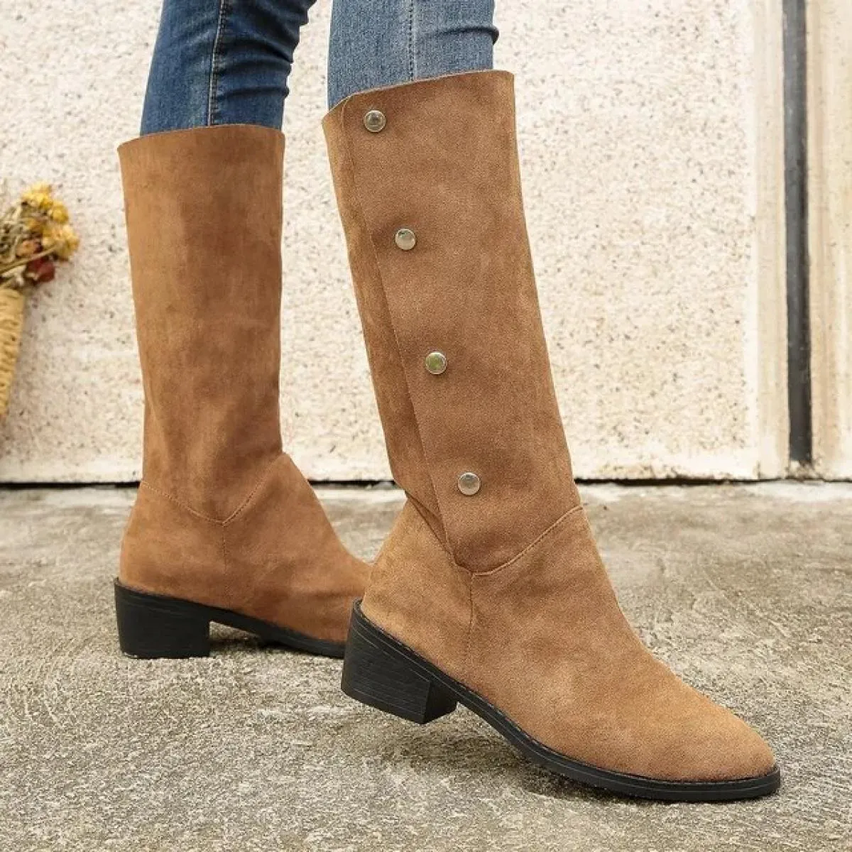 Nuove scarpe Stivali da donna femminili Stivali a punta in pelle scamosciata con punta centrale in pelle scamosciata di grandi d