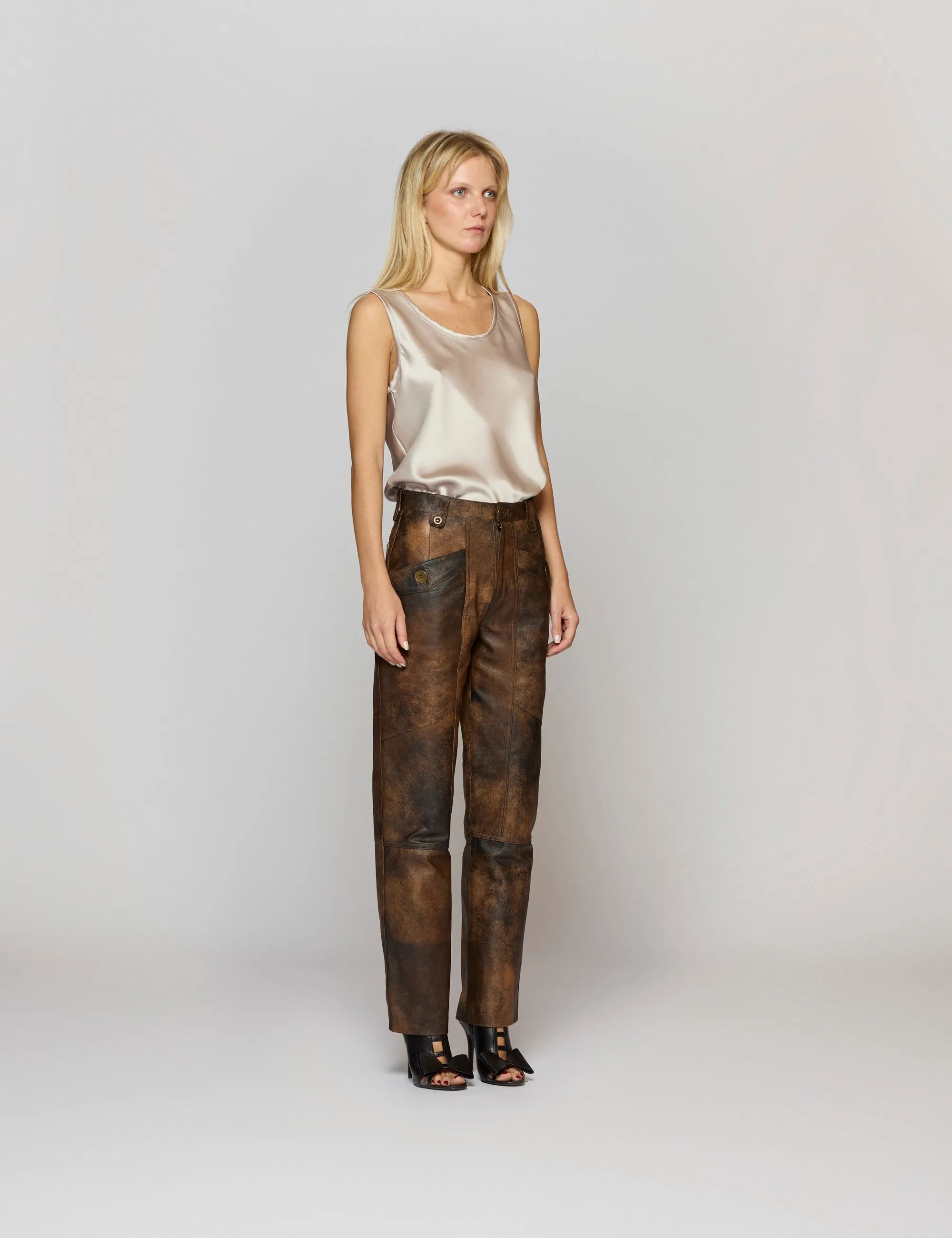 Pantaloni pelle