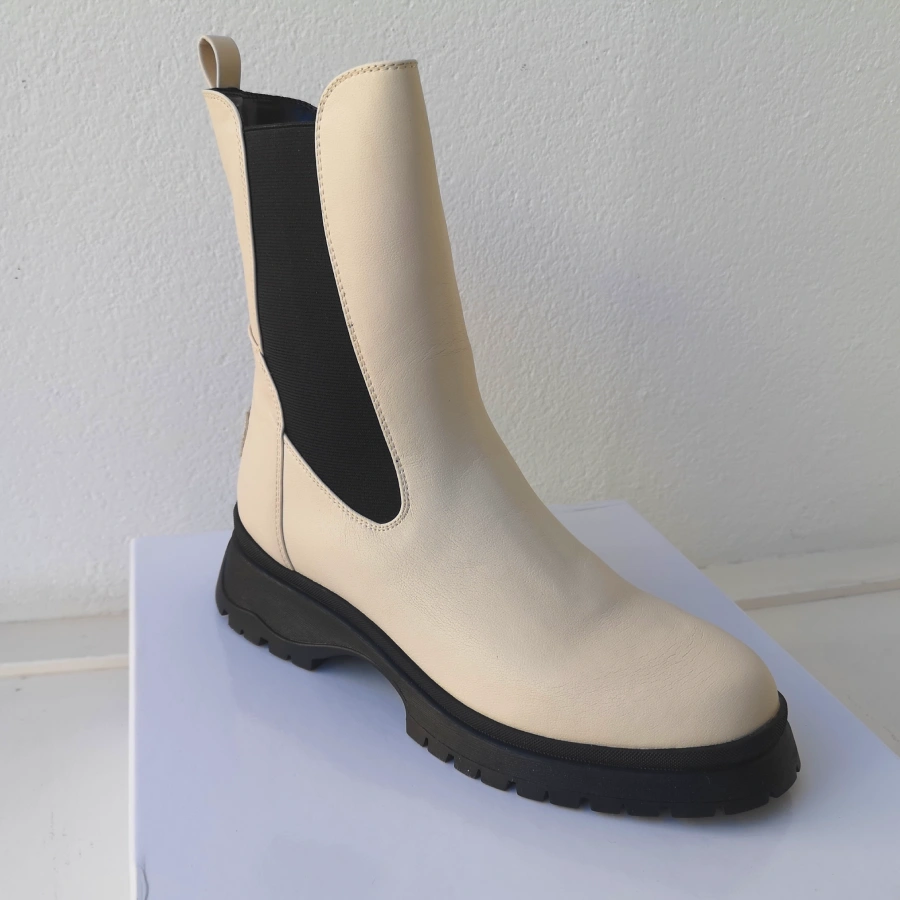 Scarpa stivaletto Gaudì anfibio