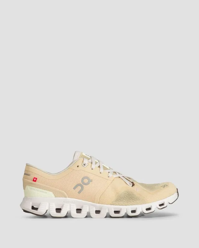Scarpe sportive da donna On Running Cloud X 3