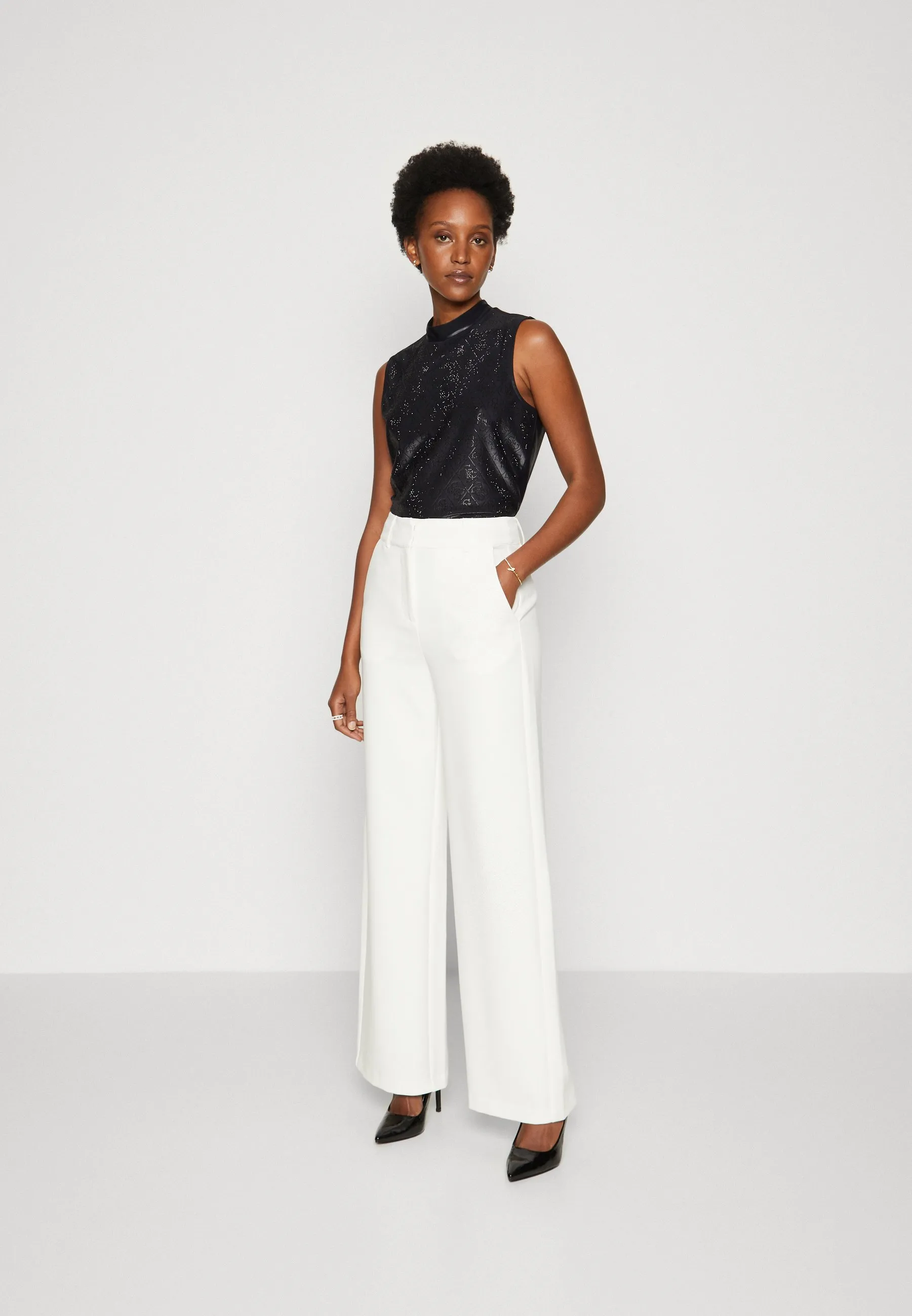 SL MOCK NK MIA - Top