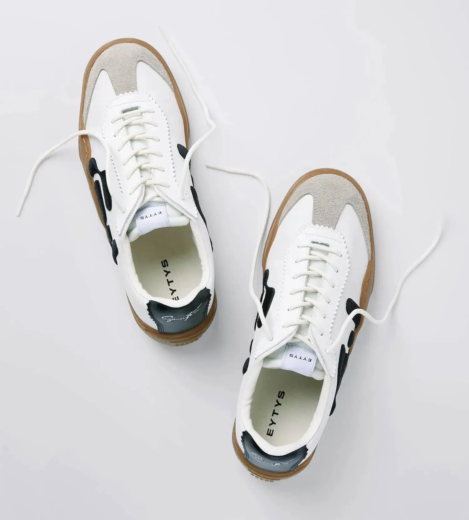 Sneakers Santos Swan