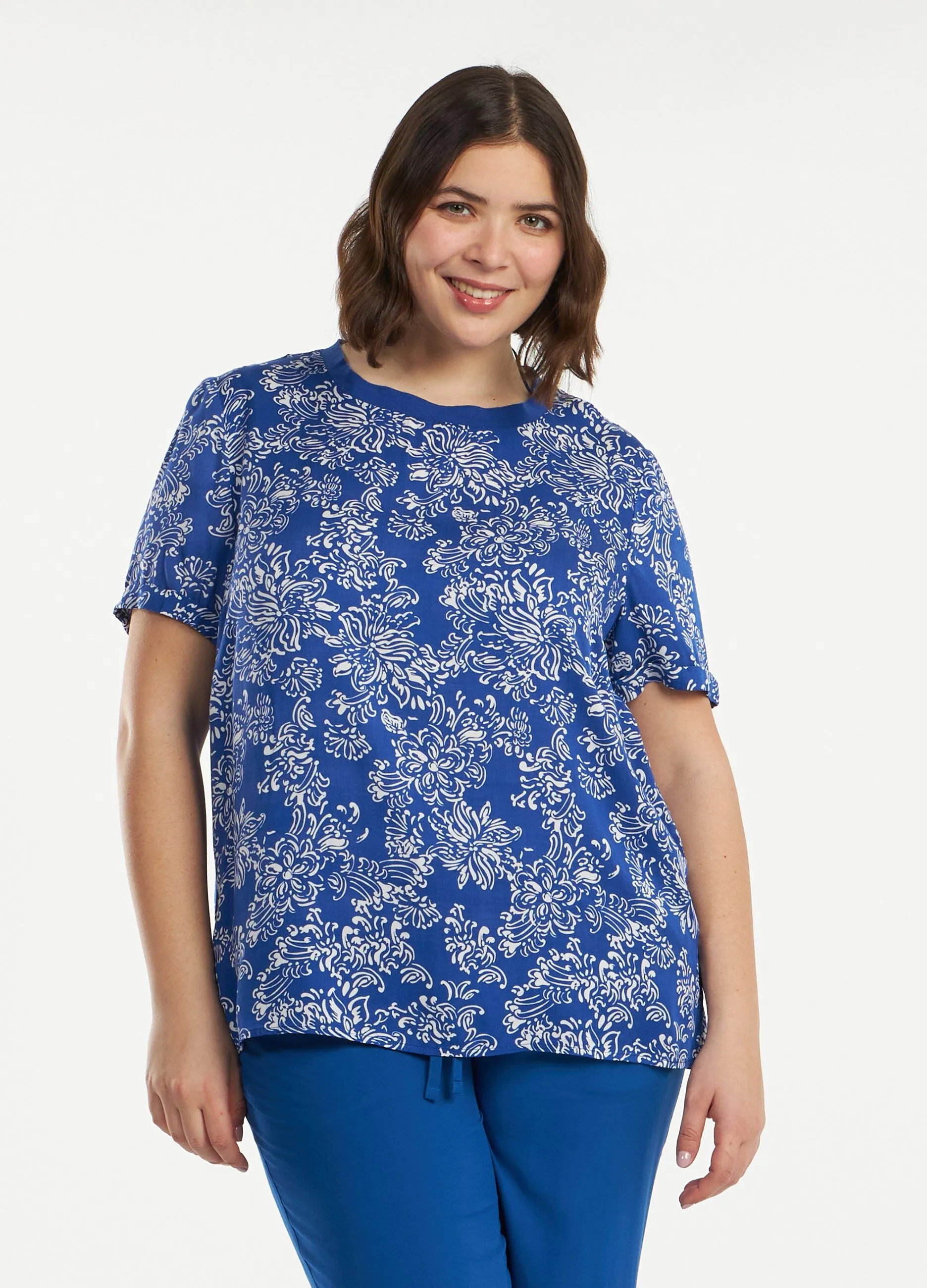 T-shirt a maniche corte in pura viscosa donna curvy